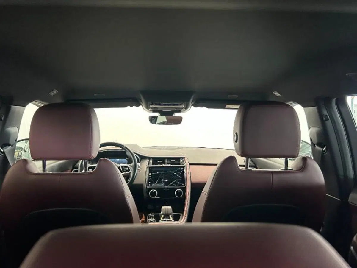 Jaguar E-Pace usata a Venezia (15)
