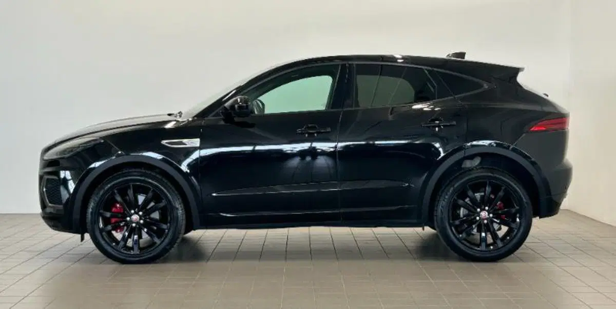 Jaguar E-Pace usata a Venezia (2)