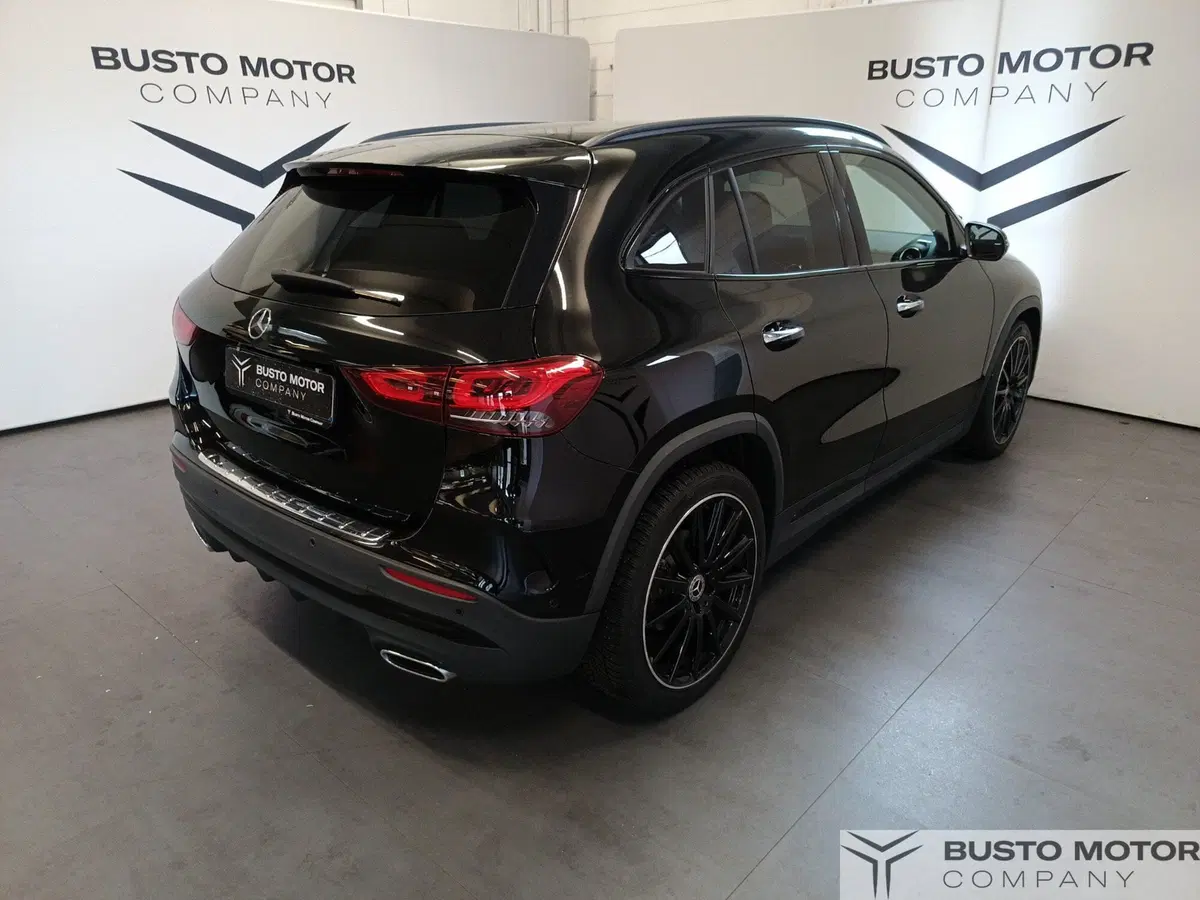 Mercedes-Benz GLA SUV usata a Varese (4)