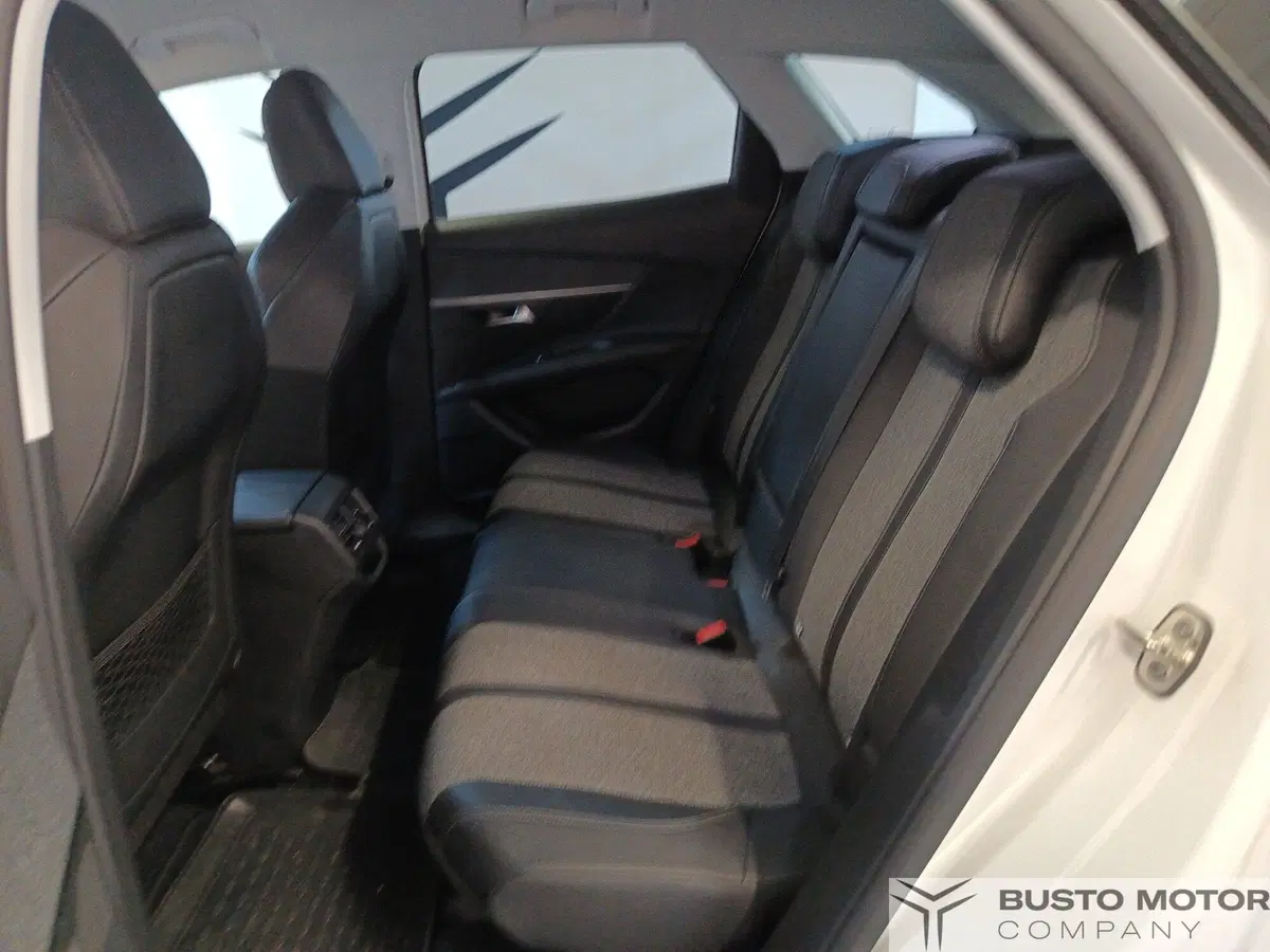 Peugeot 3008 usata a Varese (9)