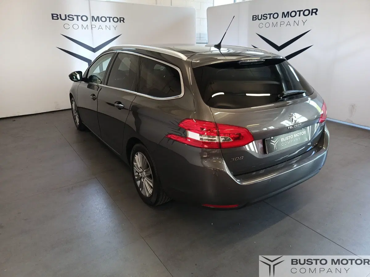 Peugeot 308 SW usata a Varese (6)