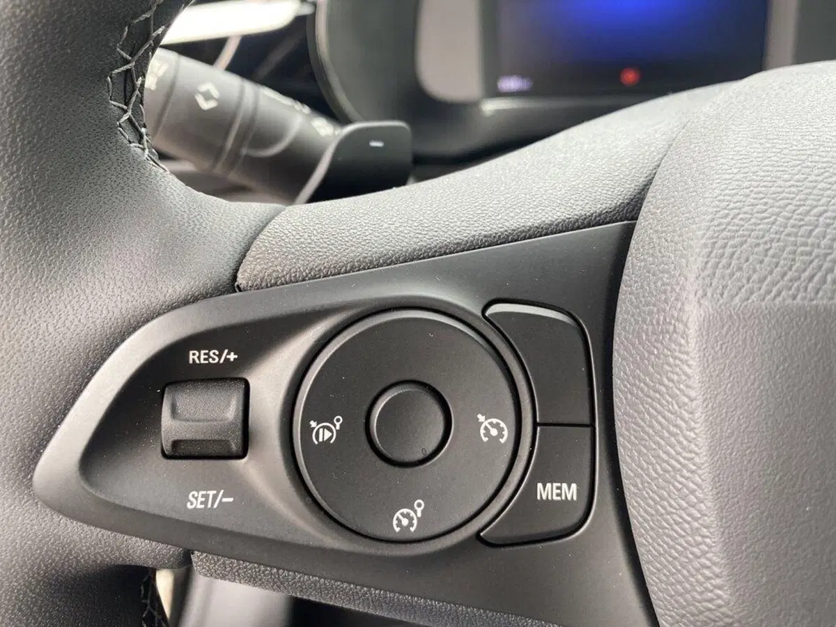 Opel Corsa usata a Torino (13)