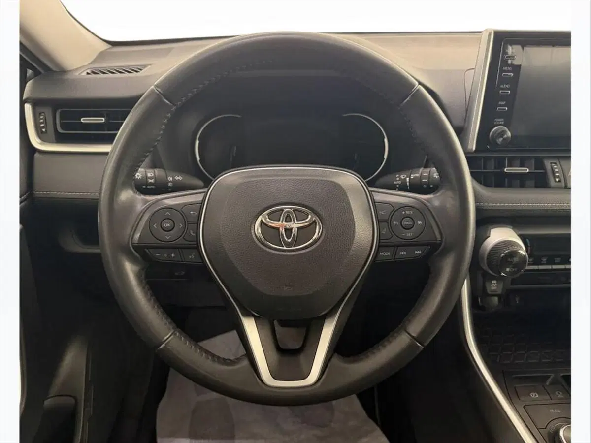 Toyota Rav4 usata a Monza e Brianza (8)