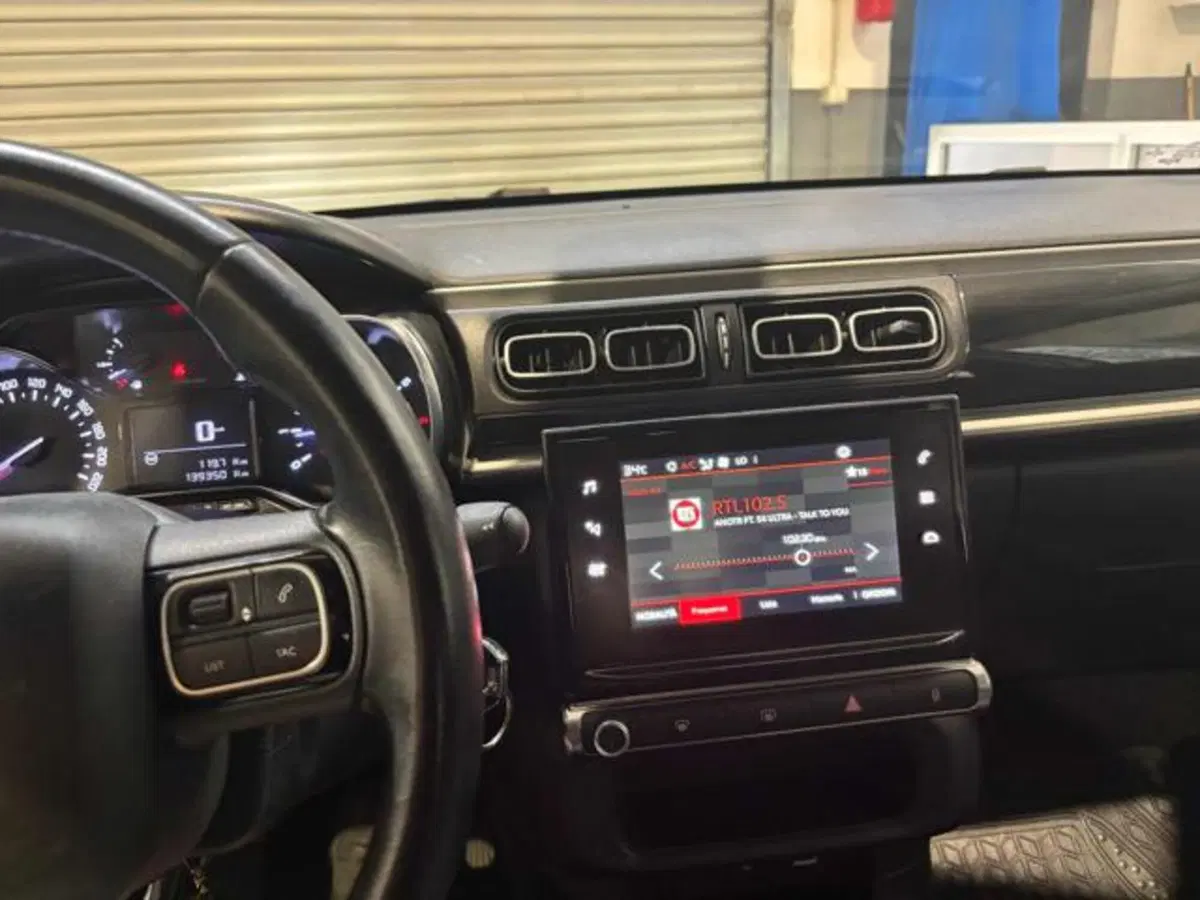 Citroen C3 usata a Caserta (8)