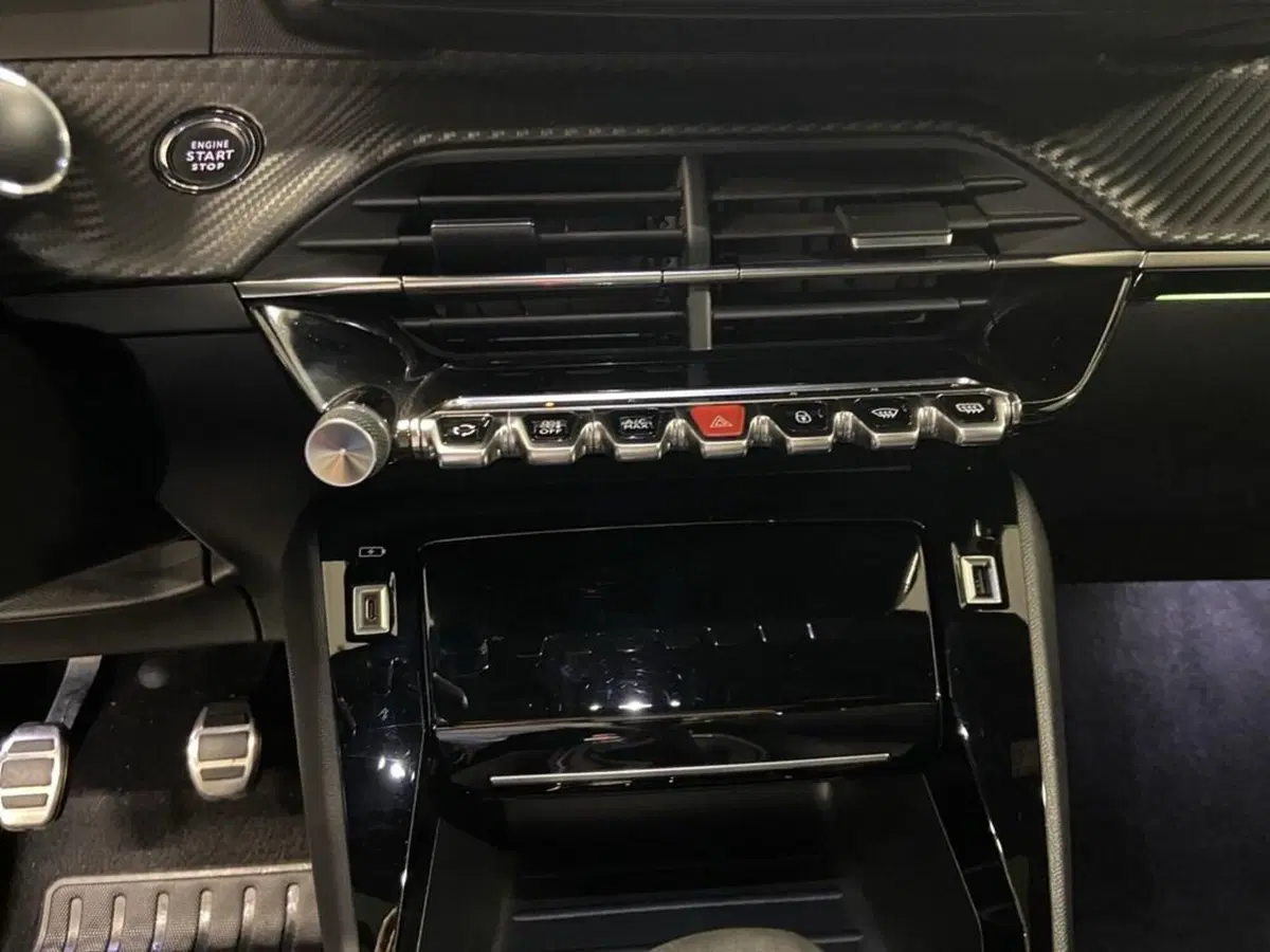 Peugeot 2008 usata a Torino (11)