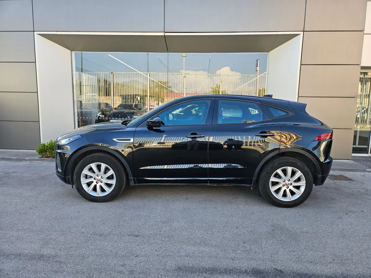 Jaguar E-Pace usata a Napoli (3)