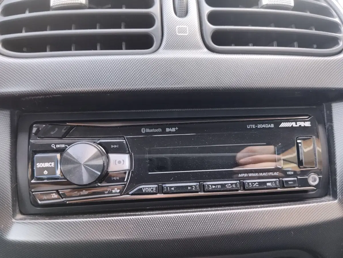 Peugeot 206 Cabrio usata a Asti (8)