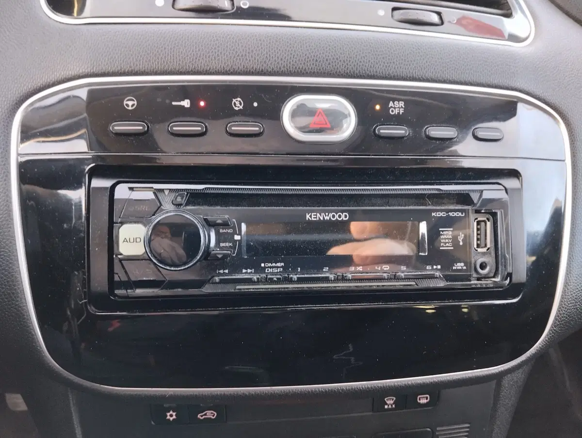 Fiat Punto usata a Asti (12)