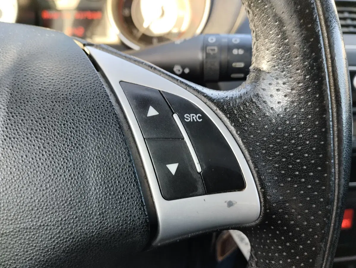 Fiat Punto usata a Asti (8)