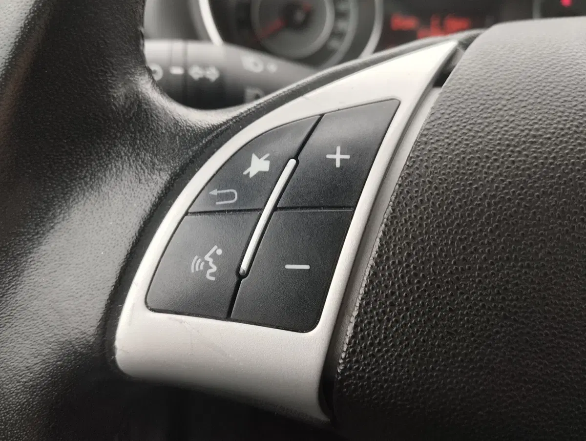 Fiat Punto usata a Asti (10)