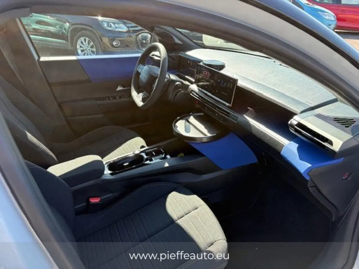 Lancia Ypsilon nuova a Teramo (11)
