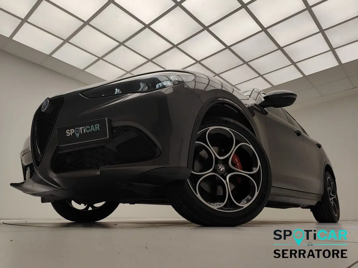 Alfa Romeo Stelvio usata a Como (14)