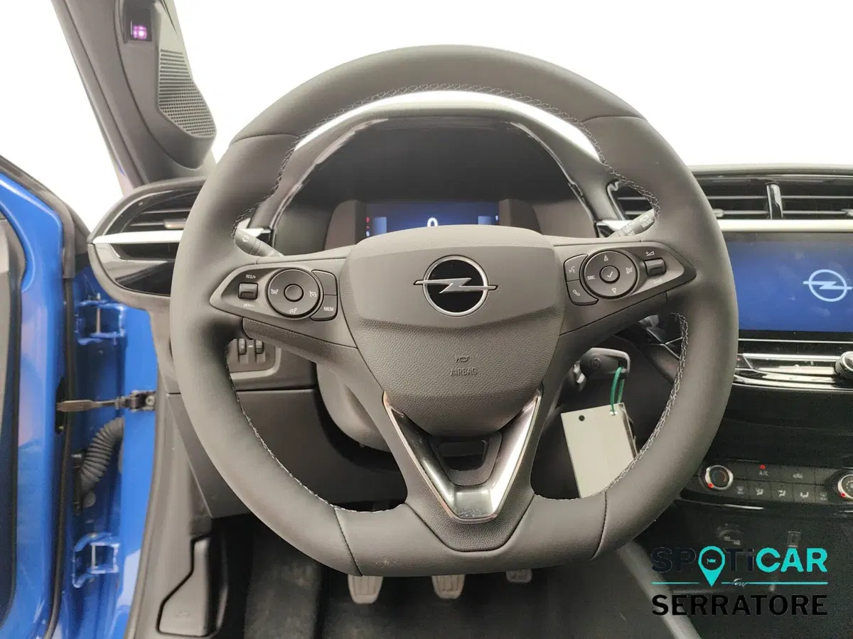 Opel Corsa nuova a Como (15)