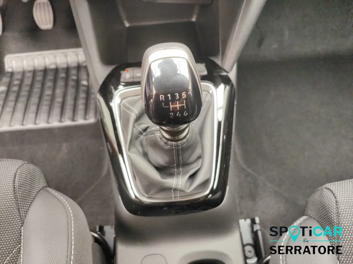 Opel Corsa nuova a Como (17)