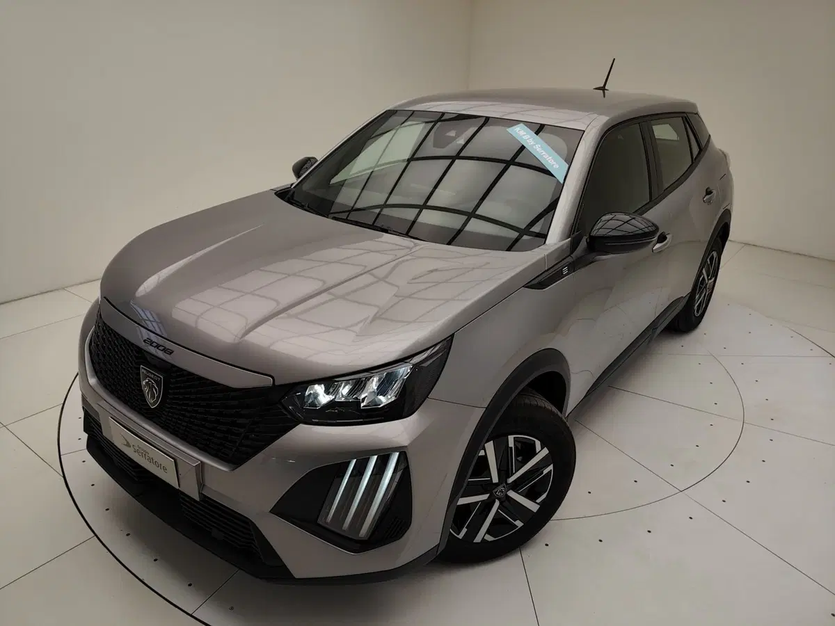 Peugeot 2008 nuova a Como (14)