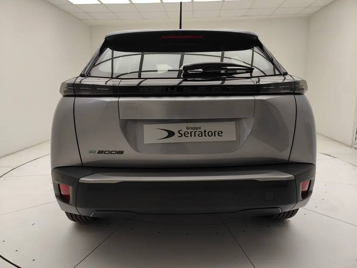 Peugeot 2008 nuova a Como (5)