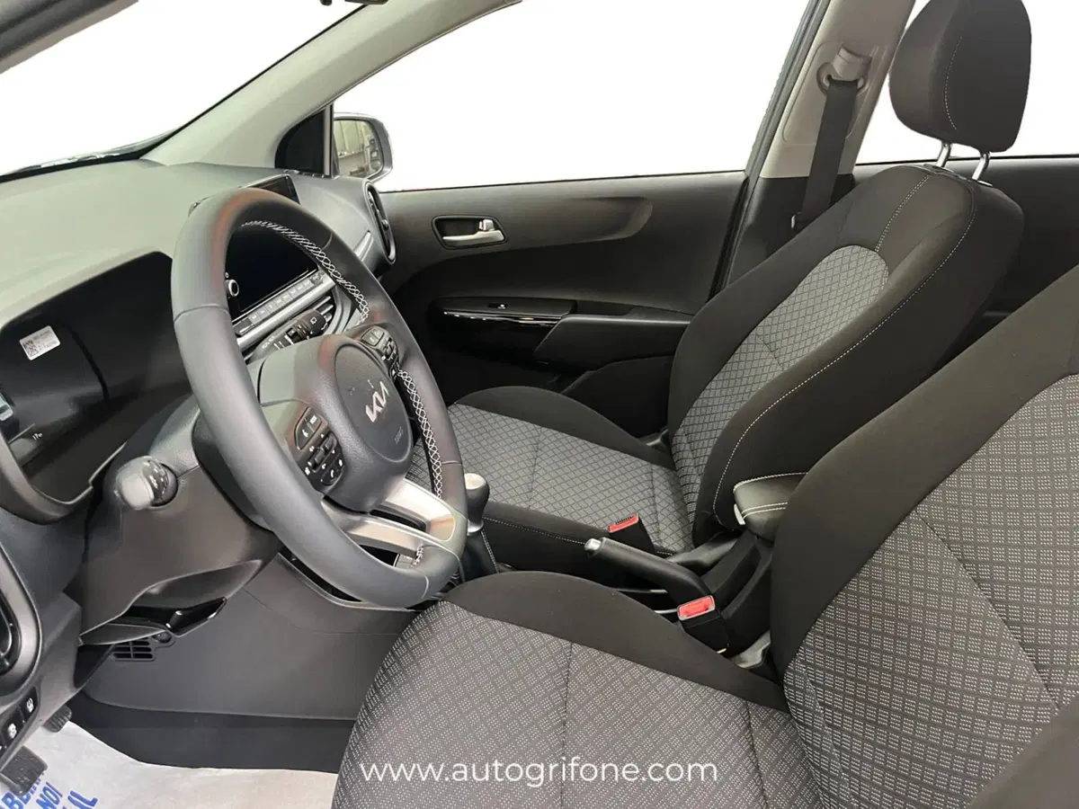 Kia Picanto nuova a Modena (9)