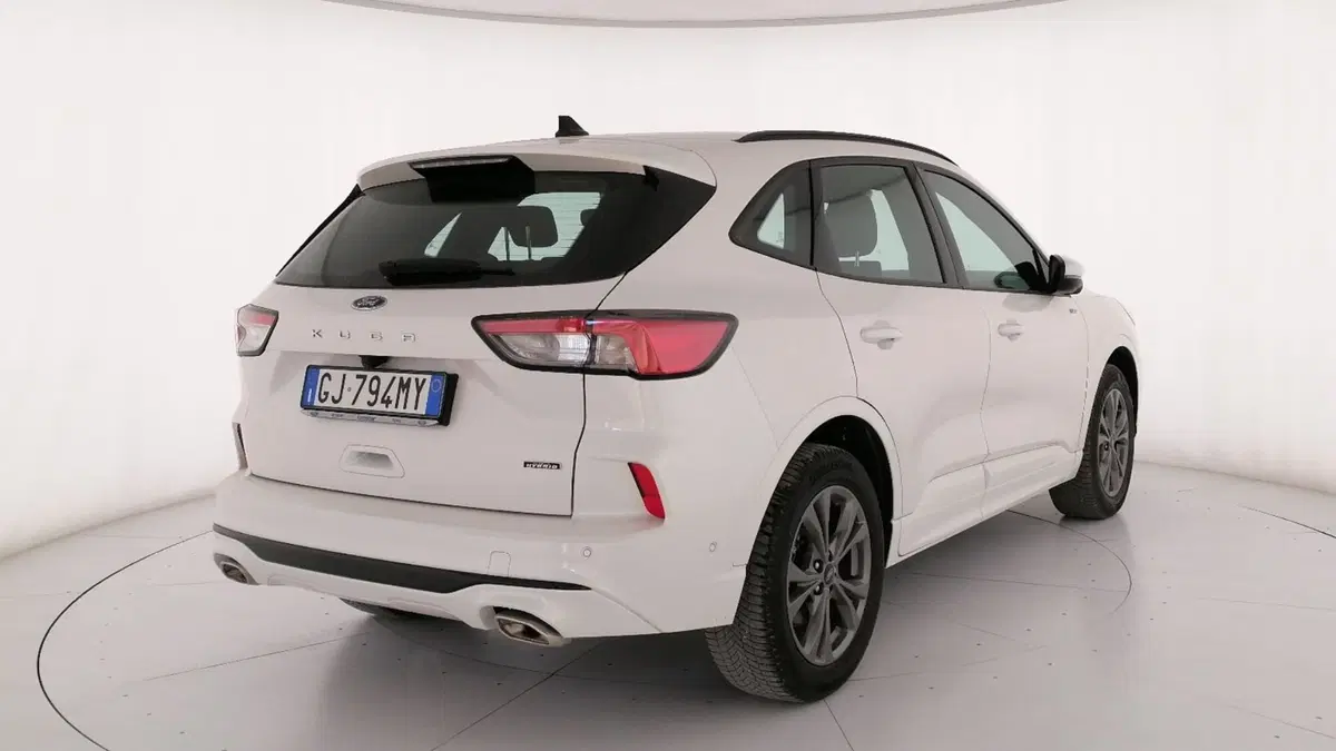 Ford Kuga usata a Roma (2)