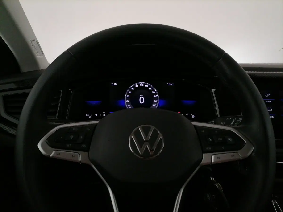 Volkswagen Taigo usata a Roma (18)