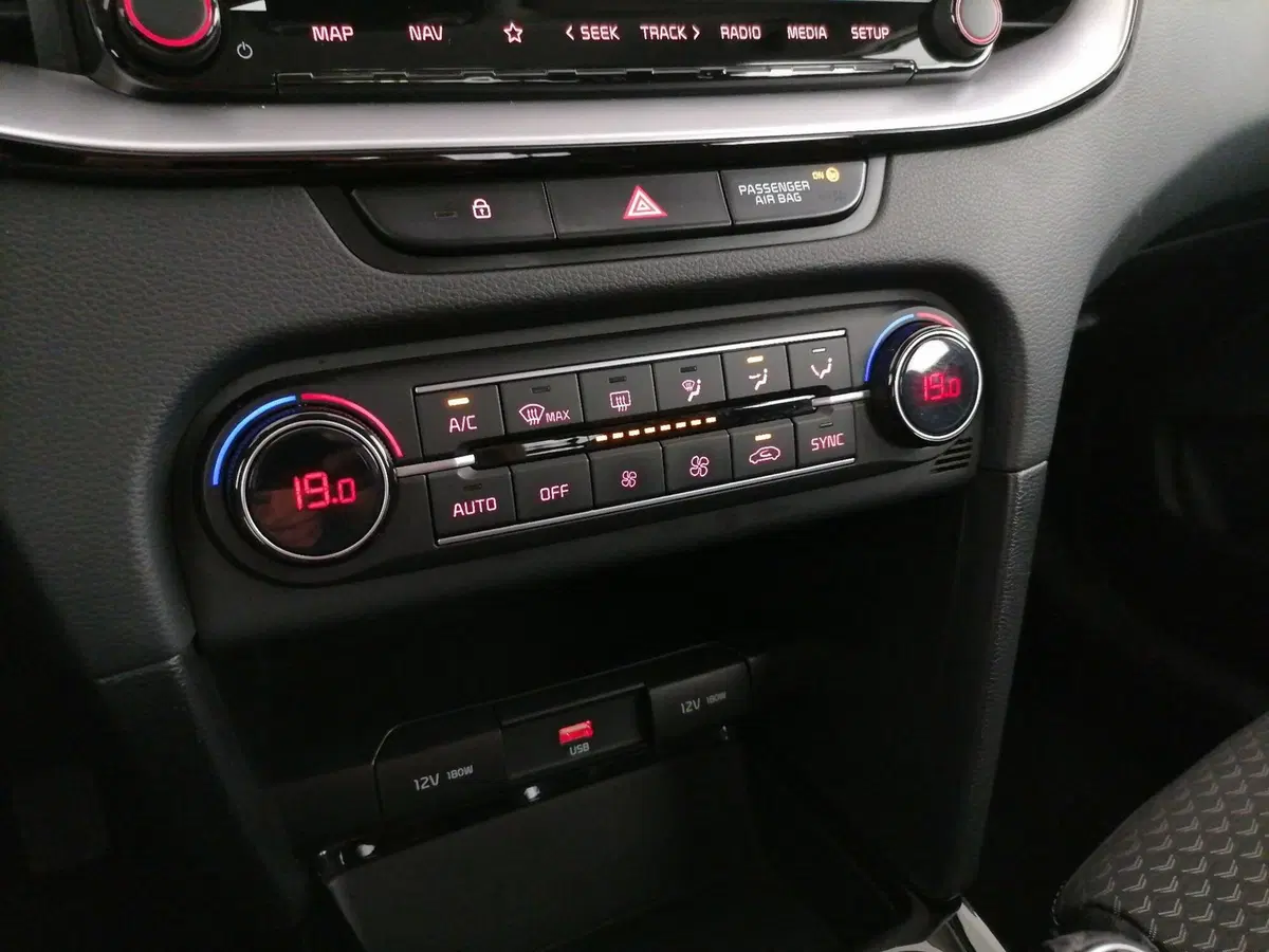 Kia XCeed usata a Roma (14)