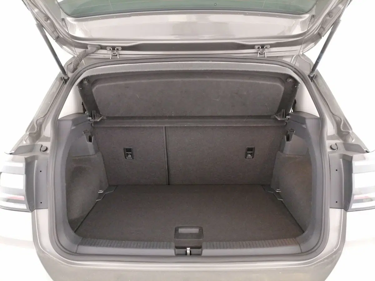 Volkswagen T-Cross usata a Roma (10)
