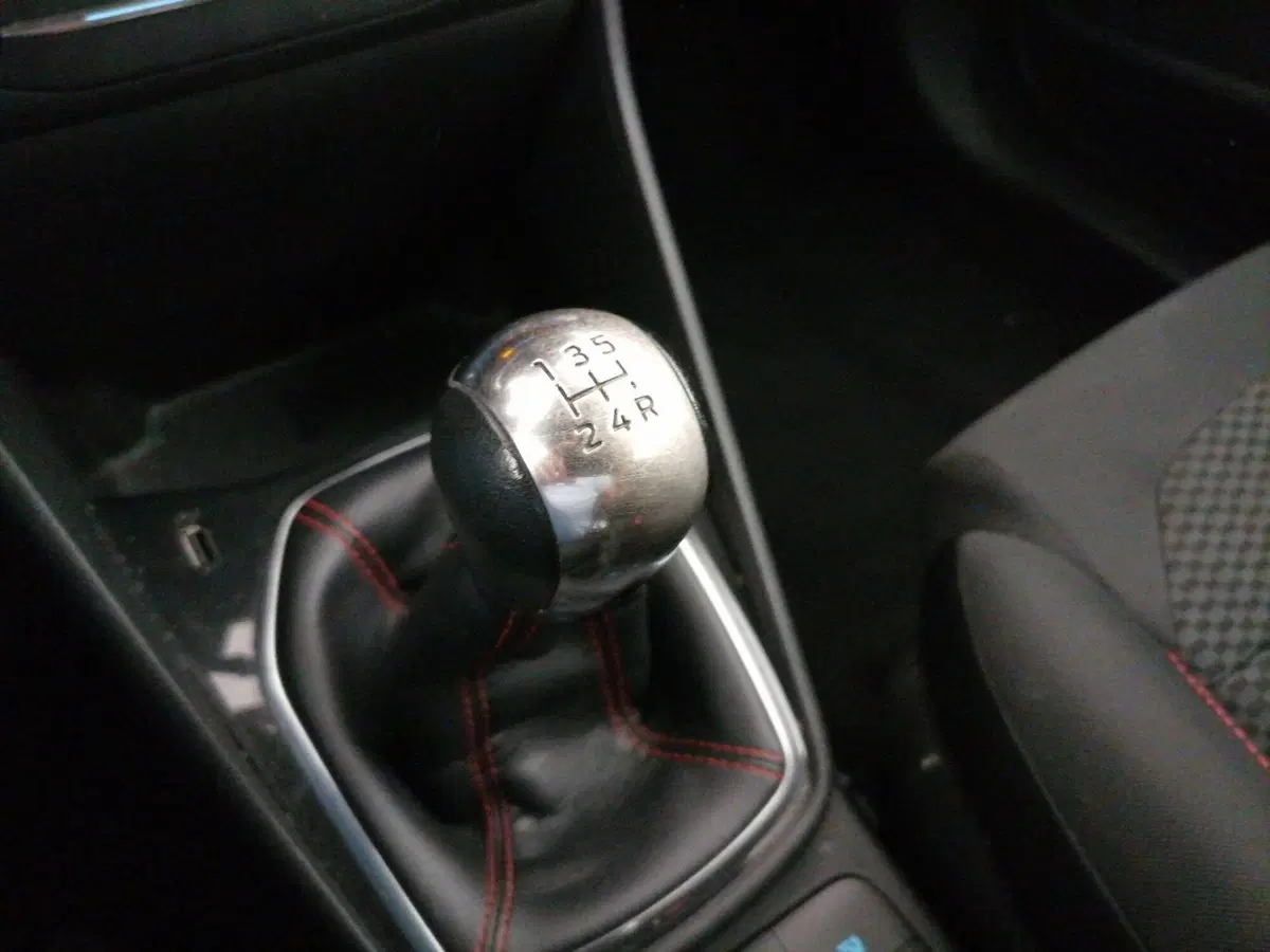 Ford Fiesta usata a Roma (13)
