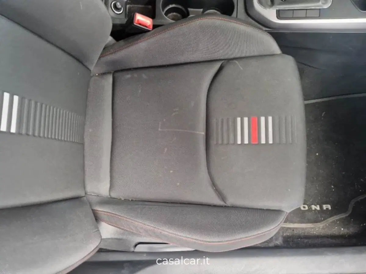 SEAT Arona usata a Salerno (14)