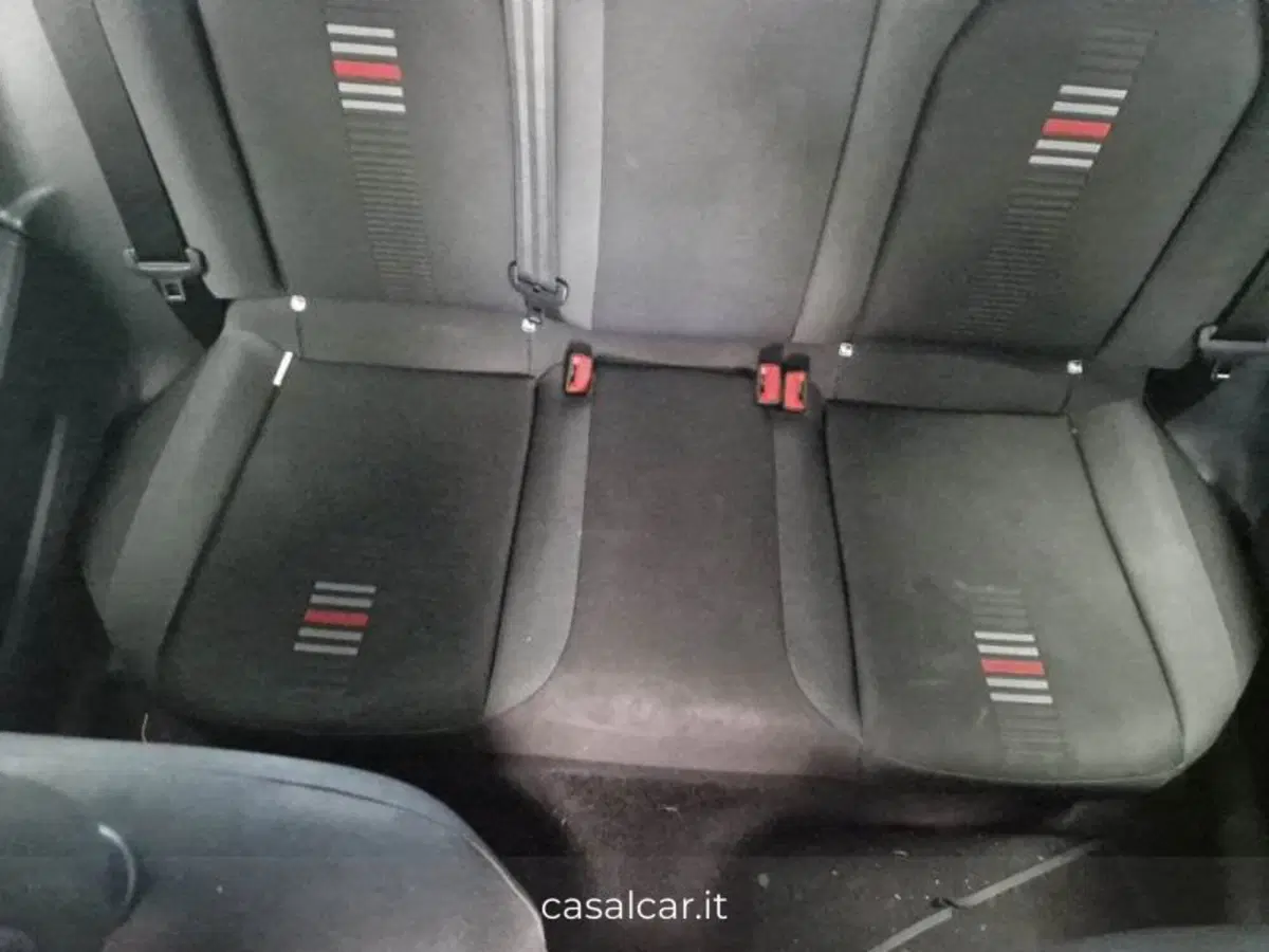 SEAT Arona usata a Salerno (16)