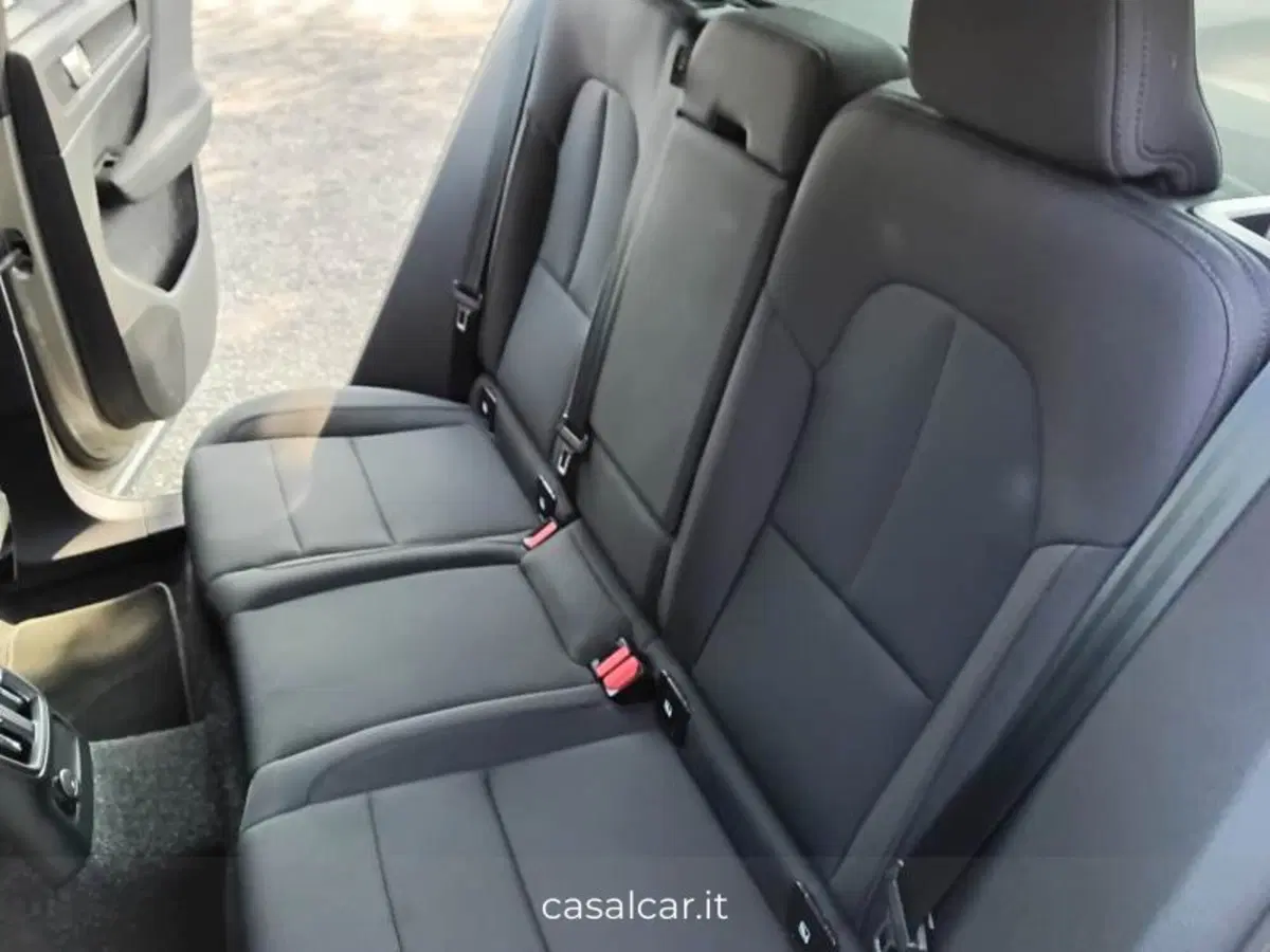 Volvo XC40 usata a Salerno (15)