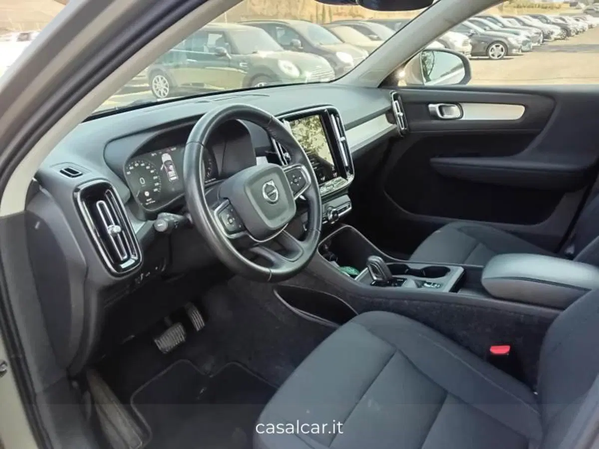 Volvo XC40 usata a Salerno (8)