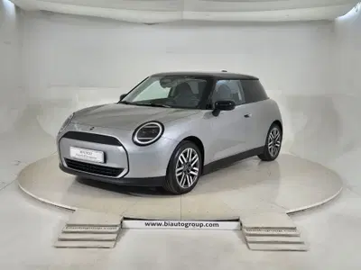 MINI Mini Cooper SE M del 2024 usata a Moncalieri