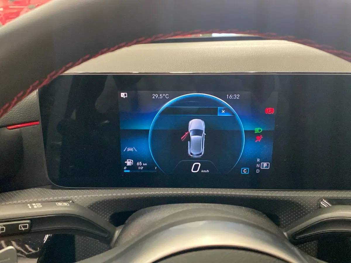 Mercedes-Benz Classe A nuova a Torino (4)