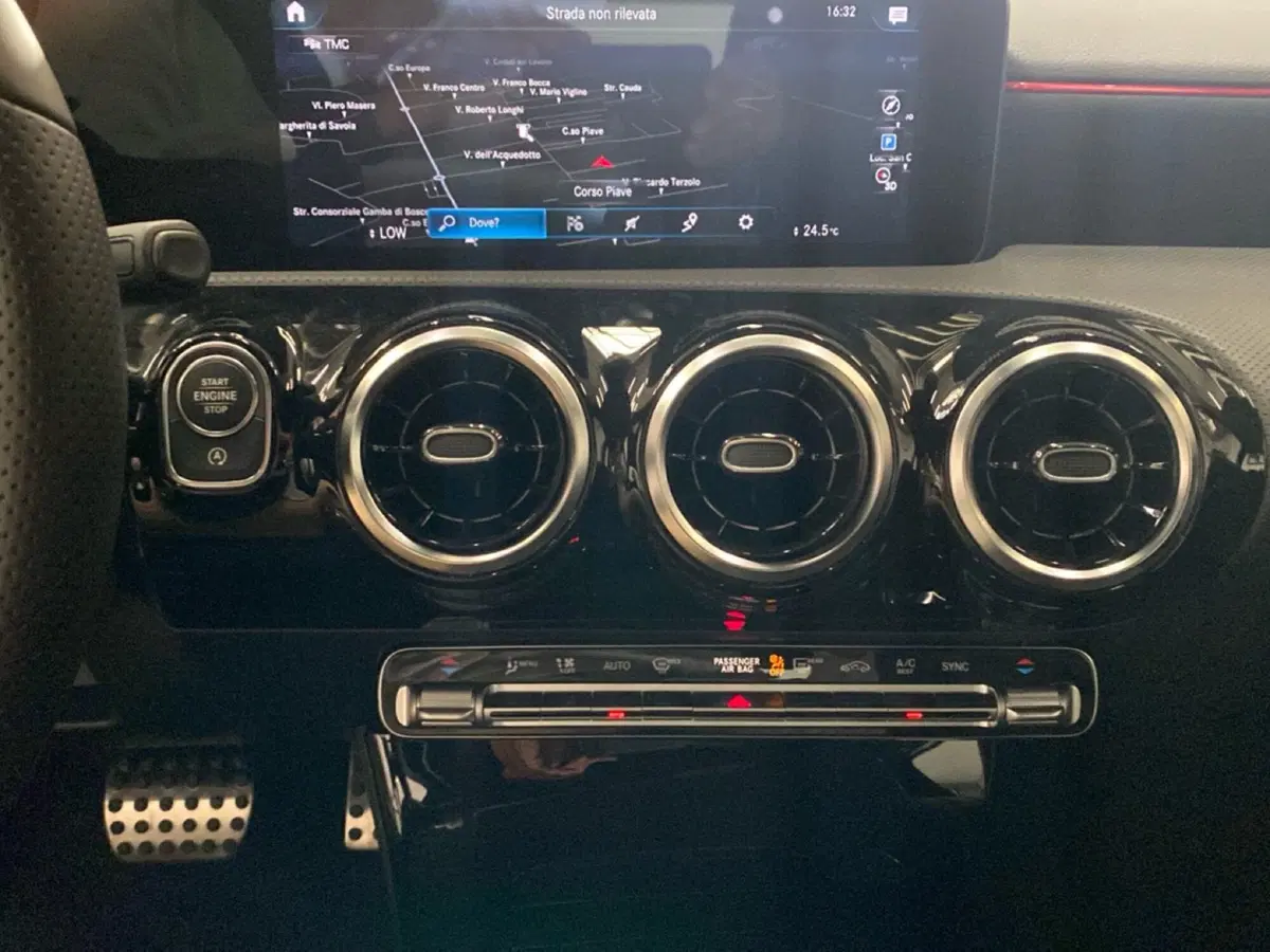 Mercedes-Benz Classe A nuova a Torino (7)