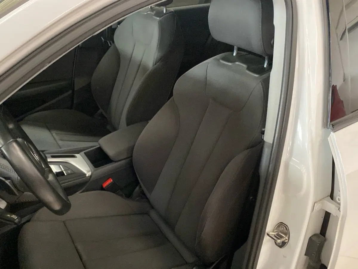 Audi A4 Avant usata a Torino (2)