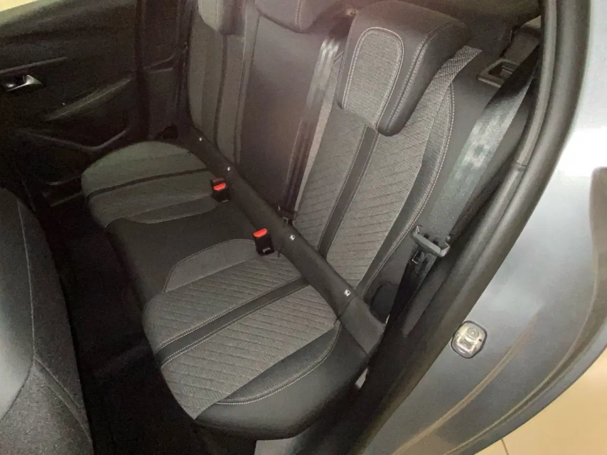 Peugeot 208 nuova a Torino (13)
