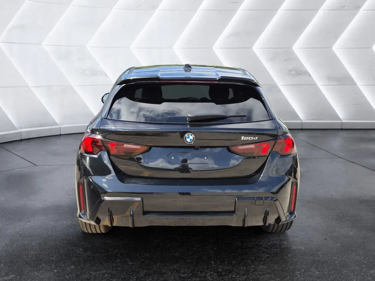 BMW Serie 1 nuova  (3)