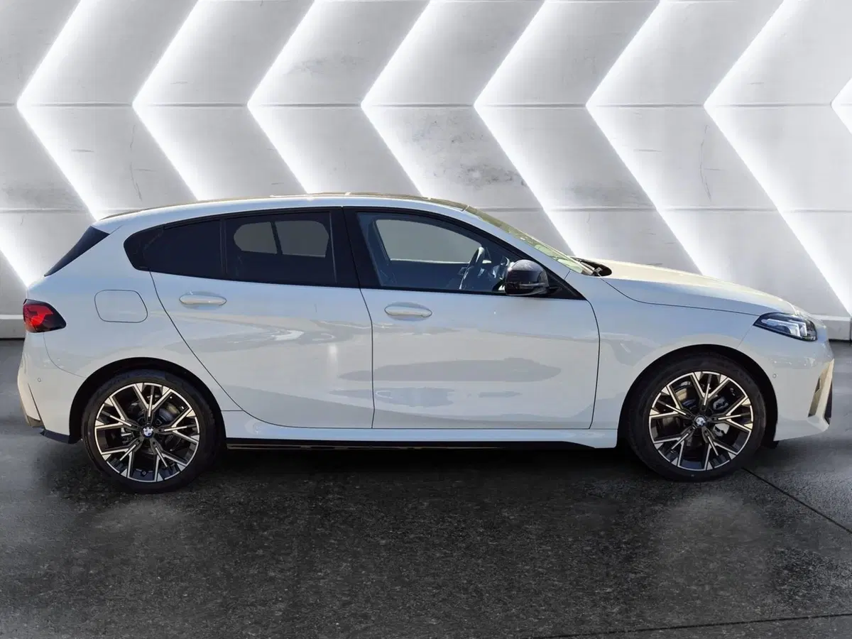 BMW Serie 1 nuova  (5)