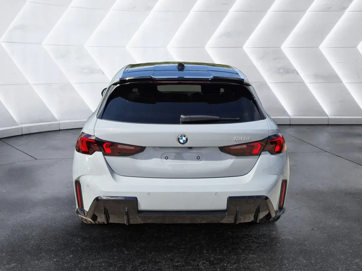 BMW Serie 1 nuova  (3)