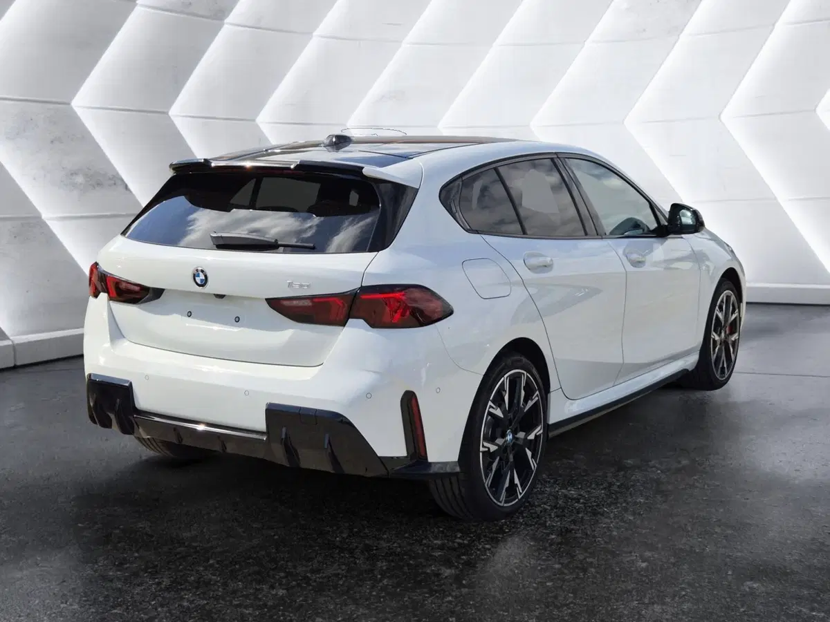 BMW Serie 1 nuova  (4)