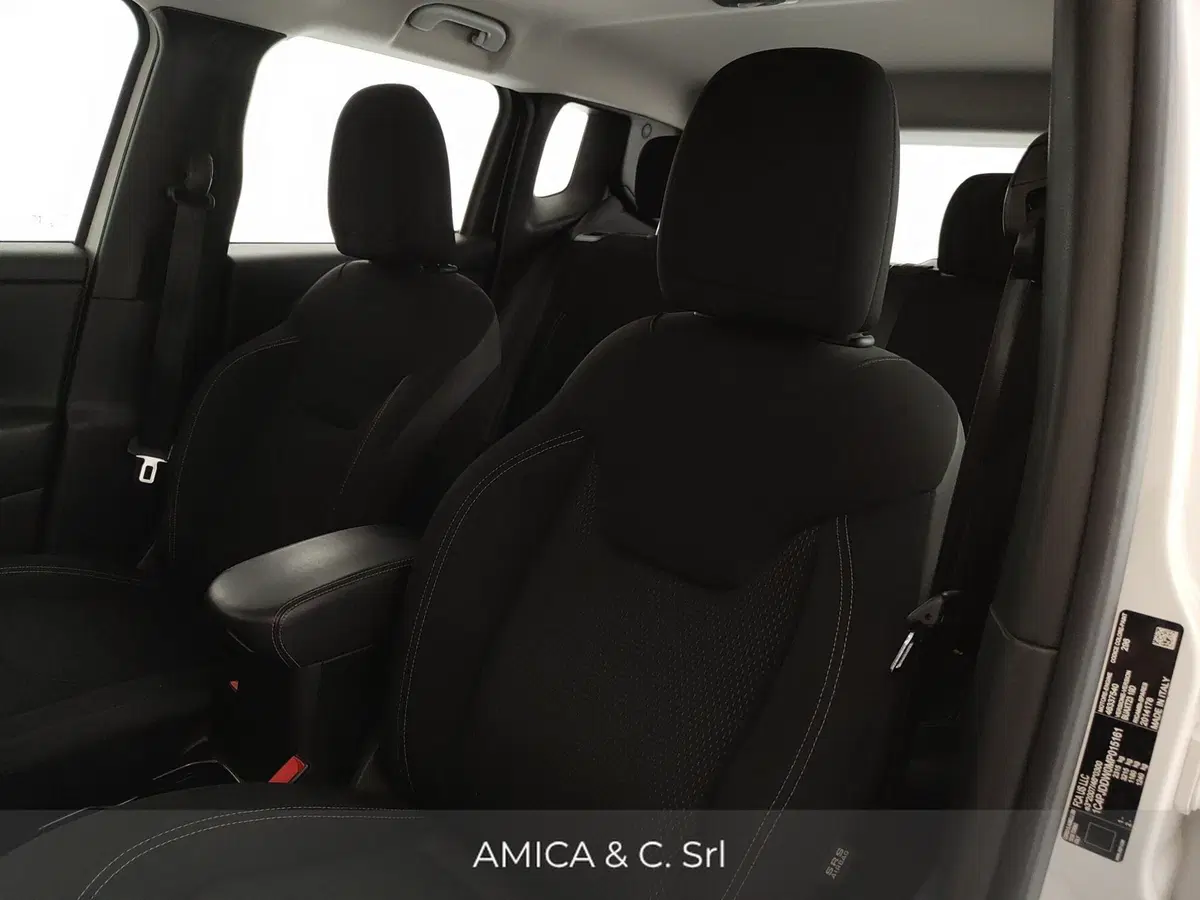 Jeep Renegade usata a Caserta (16)