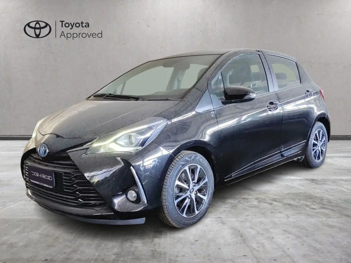 Toyota Yaris usata a Milano