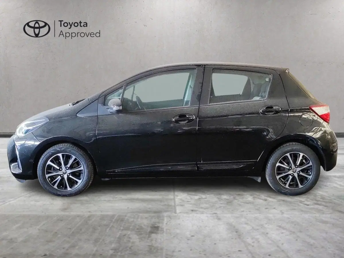 Toyota Yaris usata a Milano (4)