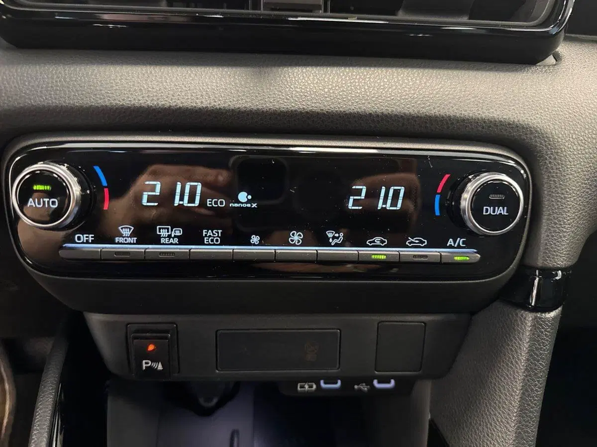 Toyota Yaris usata a Prato (18)