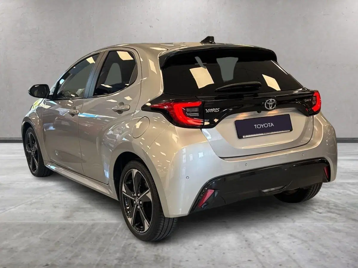 Toyota Yaris usata a Prato (5)