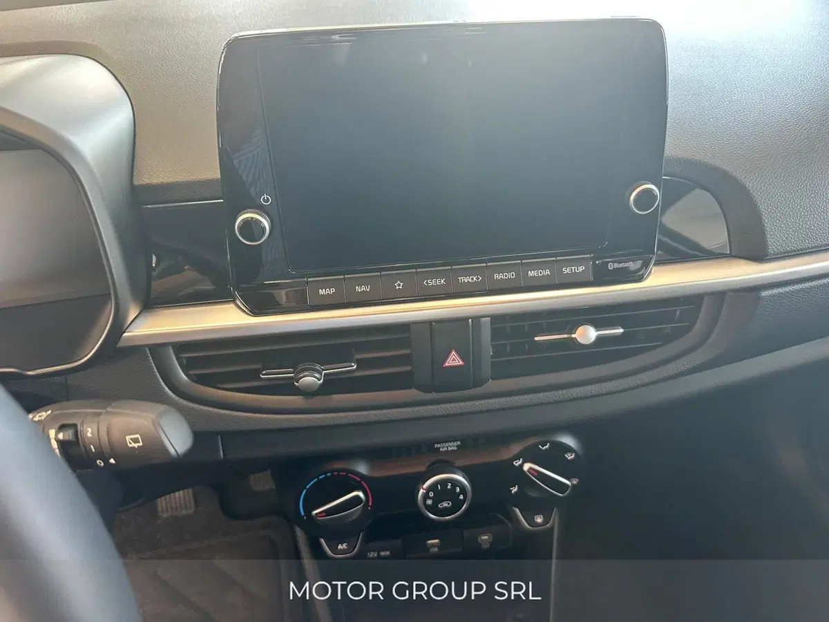 Kia Picanto nuova a Napoli (13)