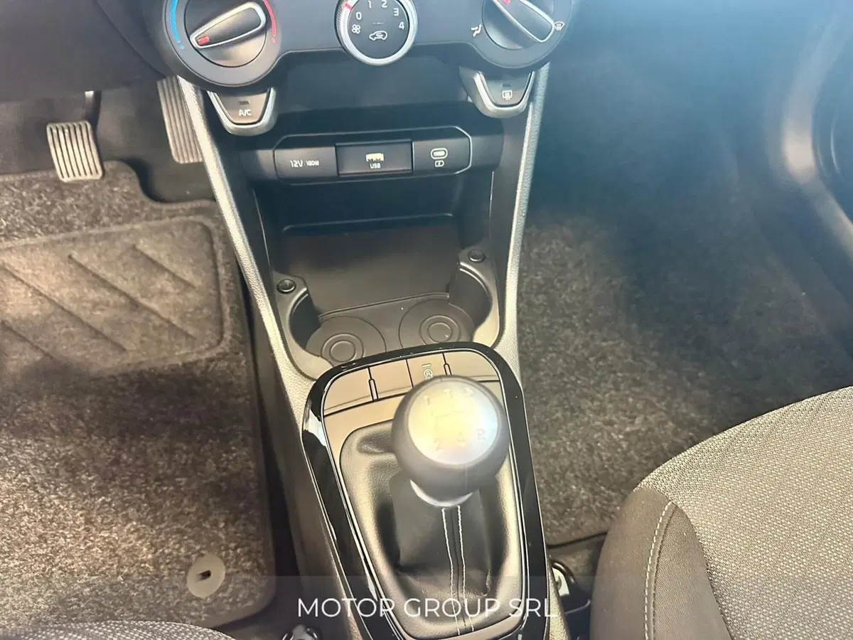 Kia Picanto nuova a Napoli (19)
