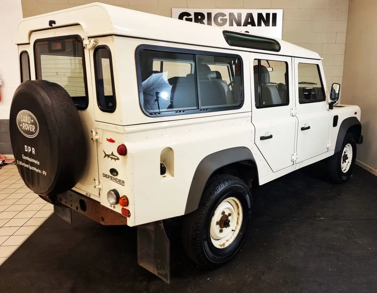 Land Rover Defender usata a Pavia (6)