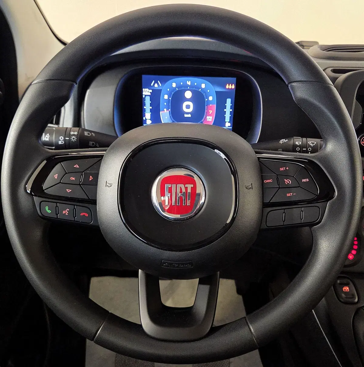 Fiat Panda Cross nuova a Pavia (10)