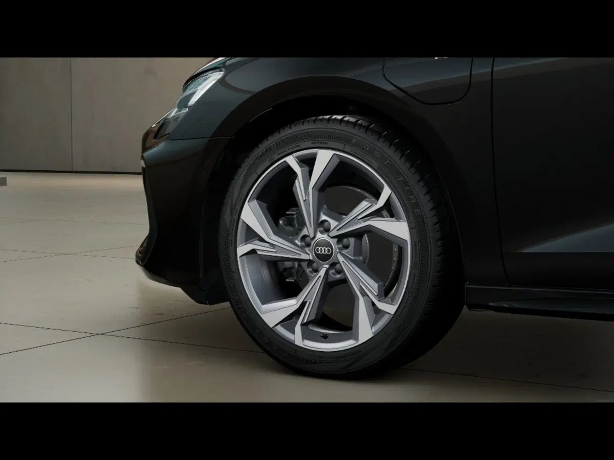 Audi A3 Sportback nuova a Grosseto (4)
