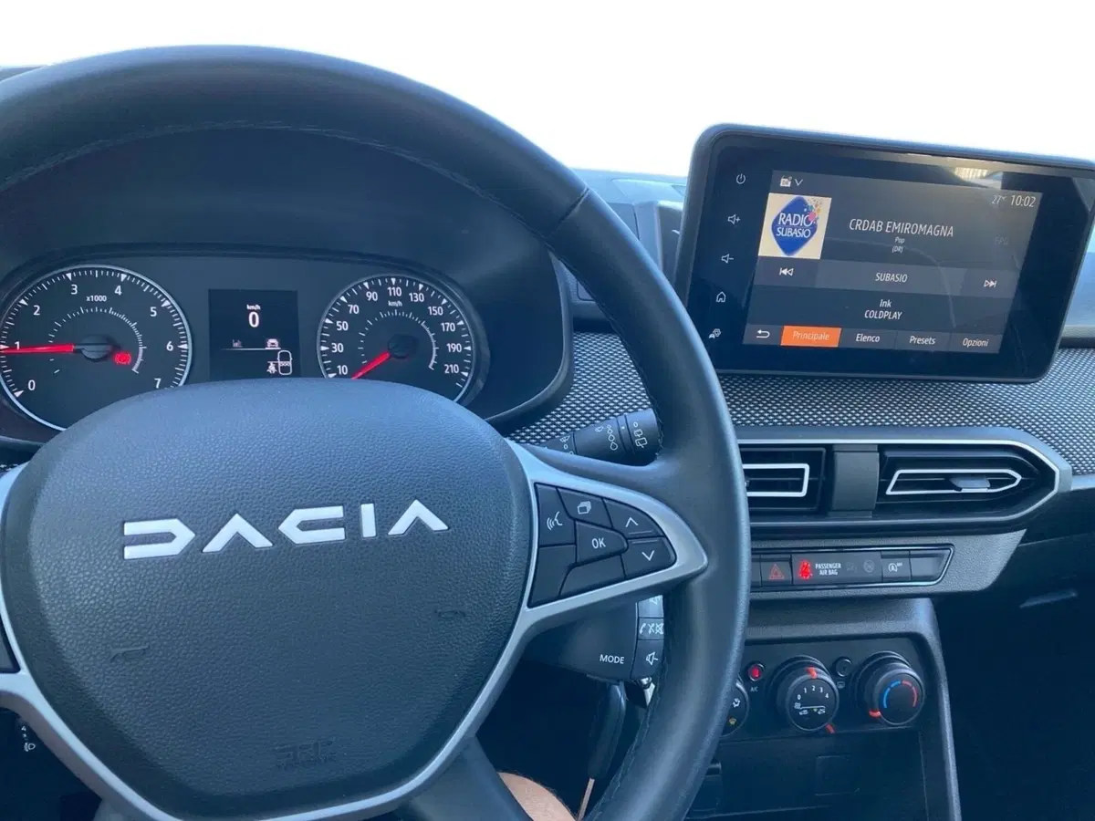 Dacia Sandero usata a Bologna (14)